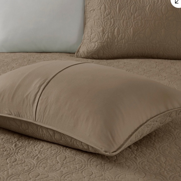 Madison Park Quebec Quilt Set, Damask Stitching Design, Cotton Filled, 3 Pieces - Picture 6 of 7